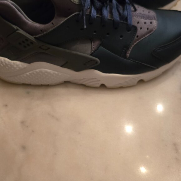 Nike Air Huarache Run Premium TXT "Cool Grey"  Women's Size 9 - Picture 10 of 10